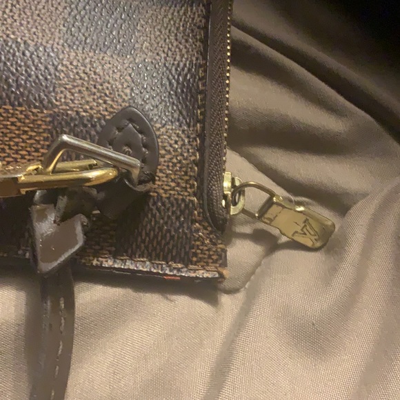 Louis Vuitton Wristlet - Picture 3 of 4